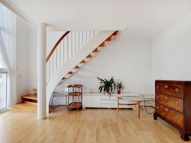 Apartment for rent in Rotherhithe, Greater London