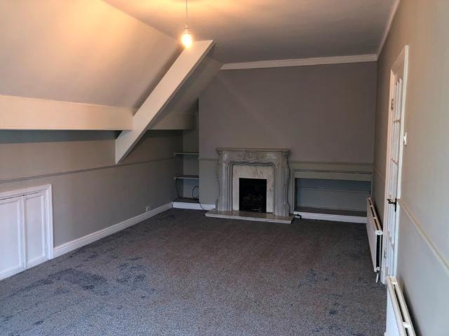 Apartment for rent in Broomfield, Netherthorpe