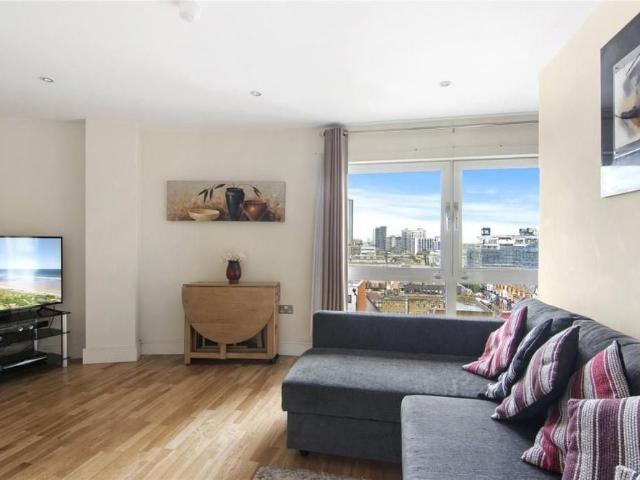 Apartment for rent in Gants Hill, Greater London