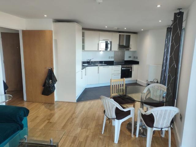 Apartment for rent in Gants Hill, Greater London