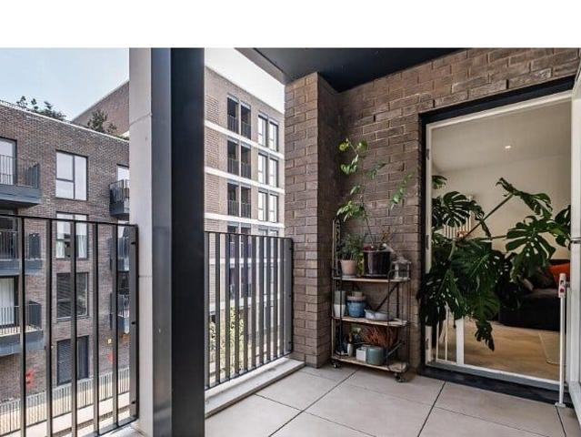 Apartment for rent in Earlsfield, Greater London