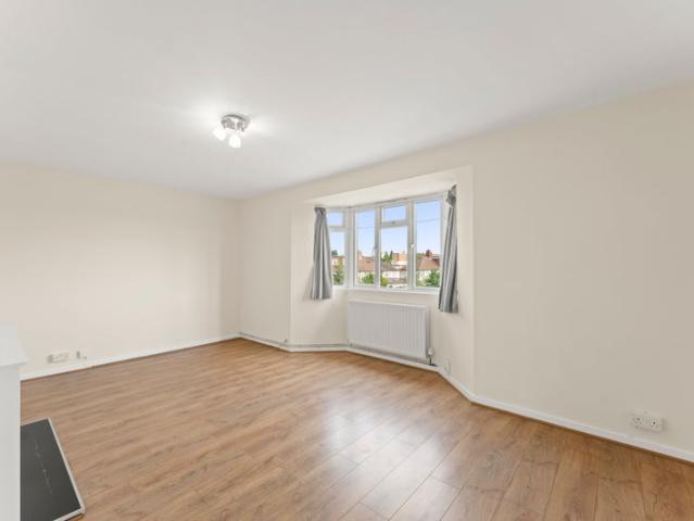 Apartment for rent in London Borough of Merton, Greater London