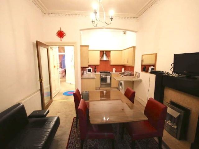 Apartment for rent in Corstorphine, Scotland