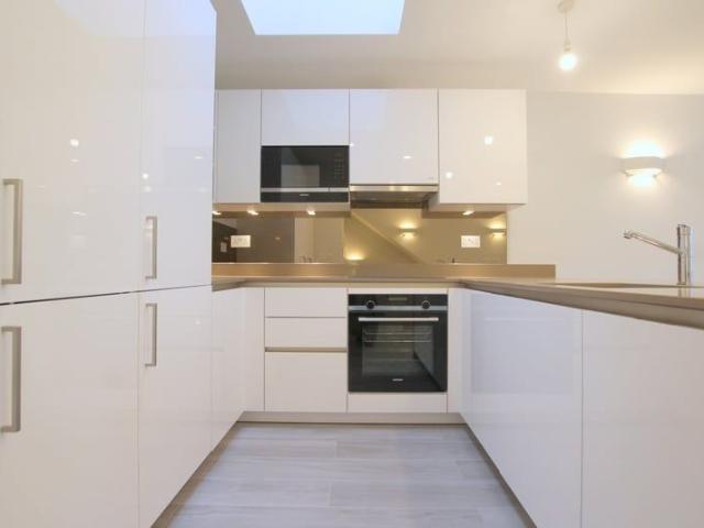 Apartment for rent in Putney, Greater London