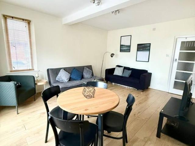 Apartment for rent in Cat Hill, Isle Of Man
