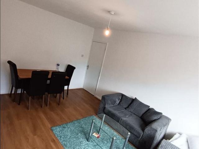 Apartment for rent in Earlsfield, Greater London
