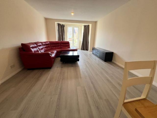 Apartment for rent in Stenhouse, Scotland