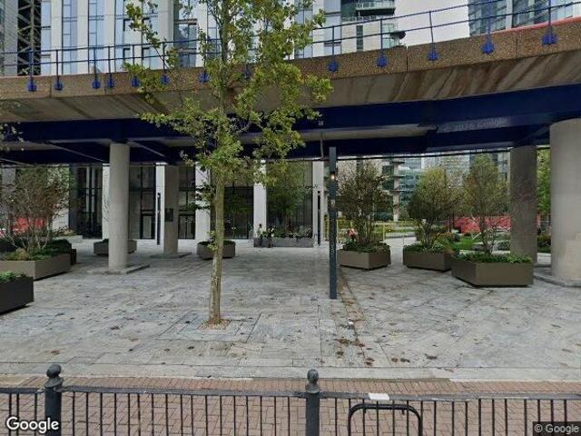 Apartment for rent in Poplar Grove, Greater London
