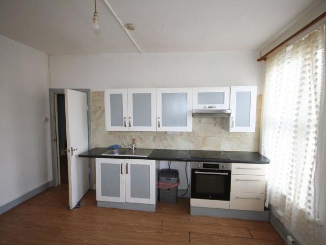Apartment for rent in Mercator Estate, Greater London