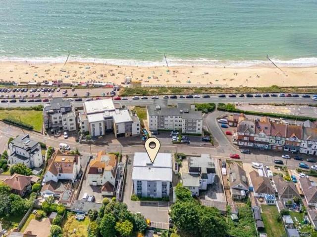 Flat for sale in Wick, Isle Of Man