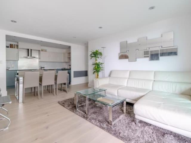 Apartment for rent in Vauxhall, Greater London