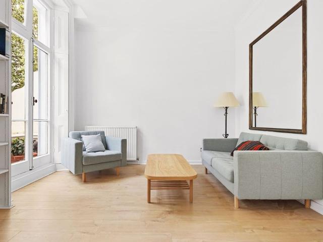Apartment for rent in Westminster, Victoria