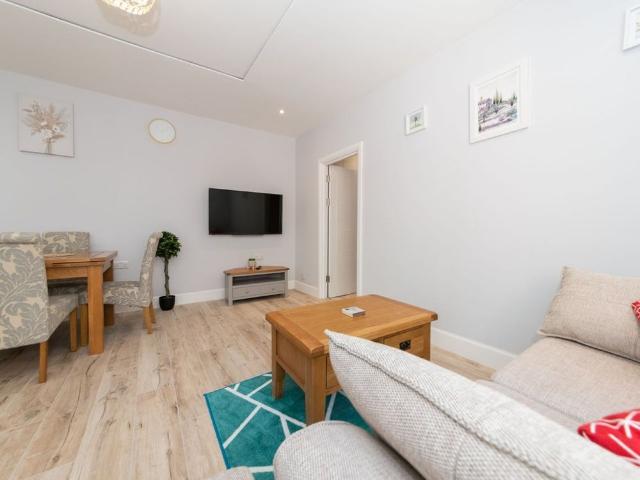 Apartment for rent in Newtown, Reading