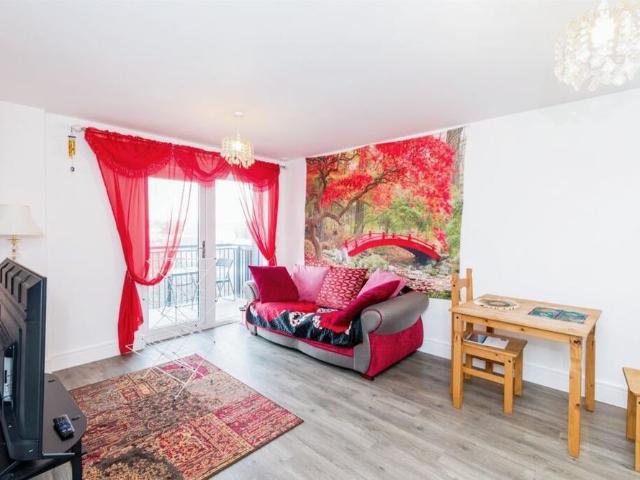 House for rent in The Polygon, City Of Southampton