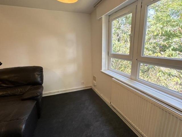 Apartment for rent in London Borough of Barking and Dagenham, Greater London