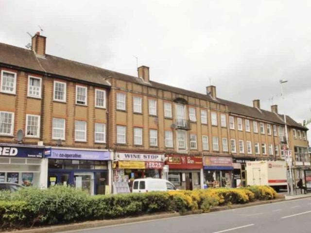 Apartment for rent in Eastcote, Greater London