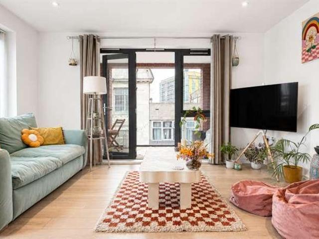 Apartment for rent in Callis Yard, Greater London