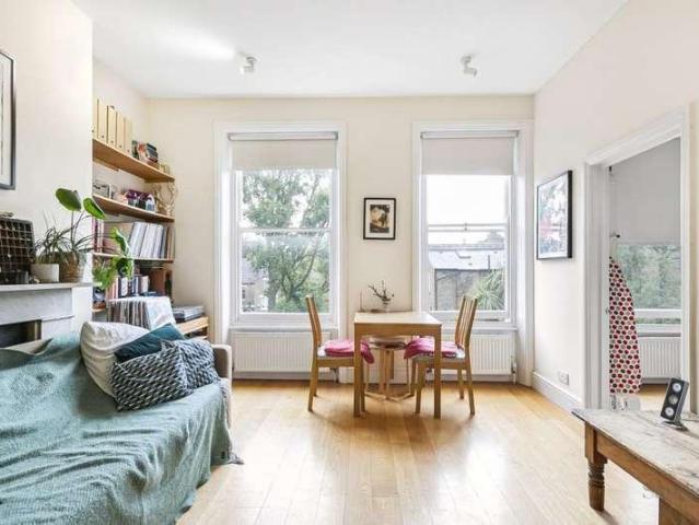 Apartment for rent in Highbury, Greater London