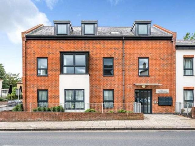 Apartment for rent in Beckenham, Greater London