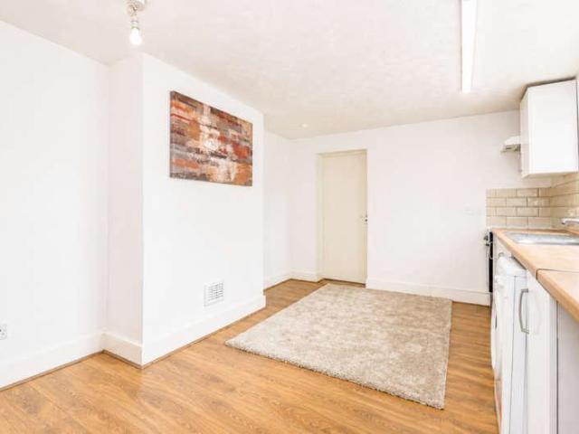 Apartment for rent in Shooters Hill, Greater London