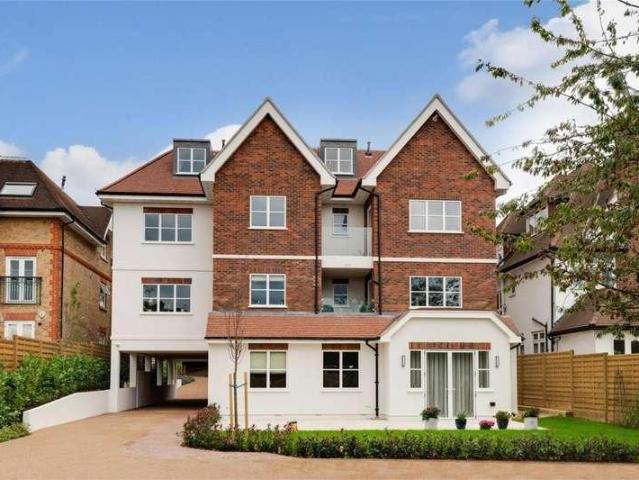 Apartment for rent in Church End, Greater London
