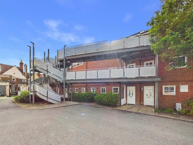 Apartment for rent in Bengeworth, Crookhill
