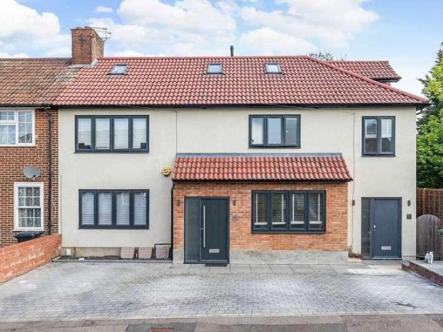 Apartment for rent in Well Hall, Greater London