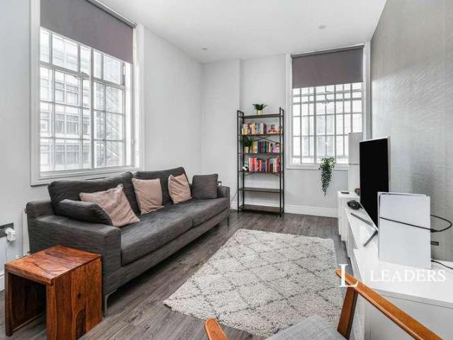 House for rent in Calderstones