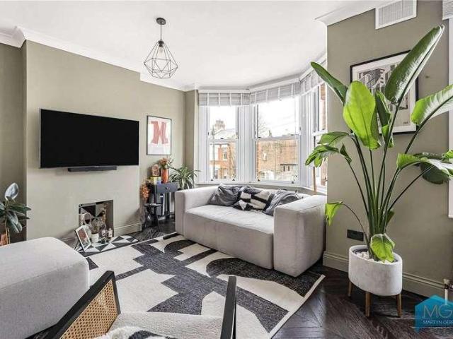 Apartment for rent in Finchley, Greater London