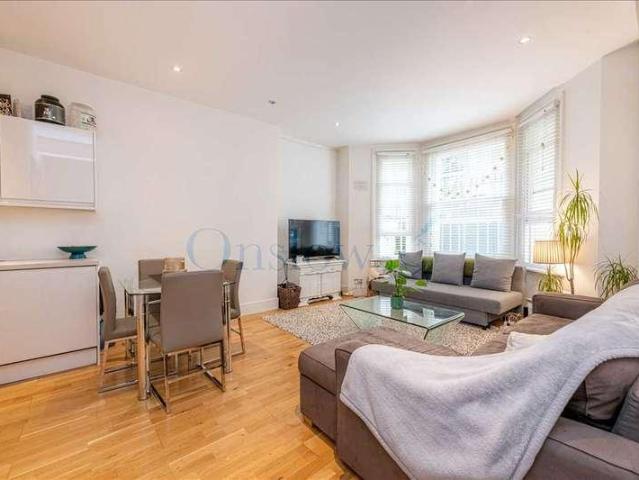 House for rent in Earl's Court, Greater London