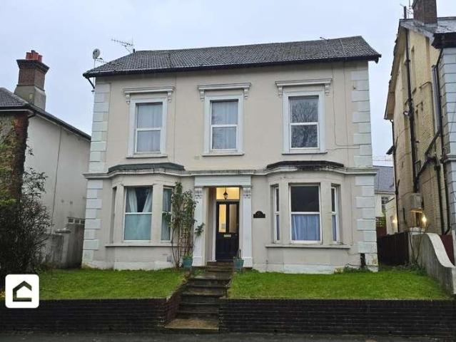 Apartment for rent in Red Hill, Surrey