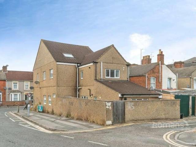Apartment for rent in Rodbourne, Swindon