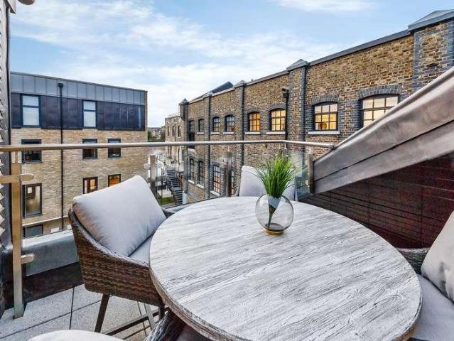 Apartment for rent in Hammersmith, Greater London
