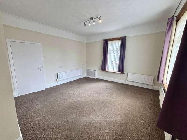 Apartment for rent in Calderstones