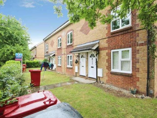 Apartment for rent in Wexham, George Green