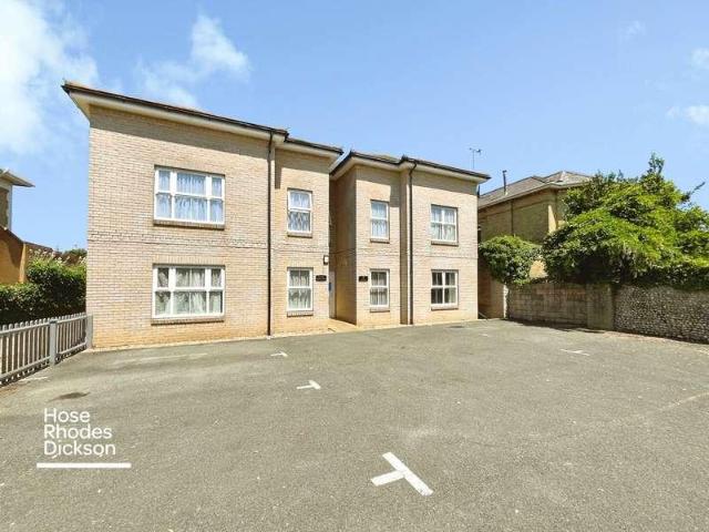Apartment for rent in Sandown, Isle Of Wight