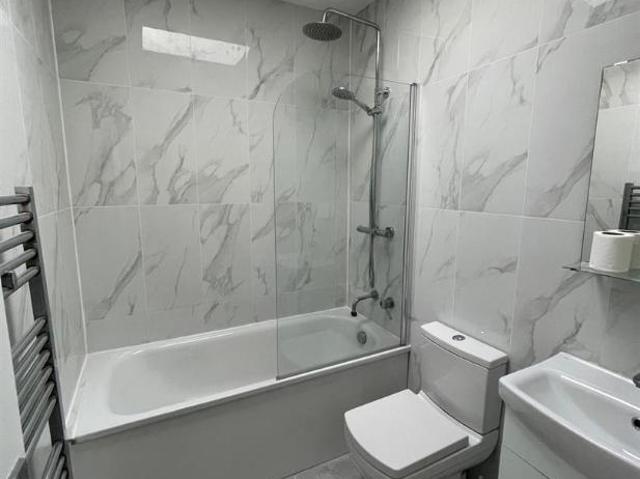 Apartment for rent in Church End, Greater London