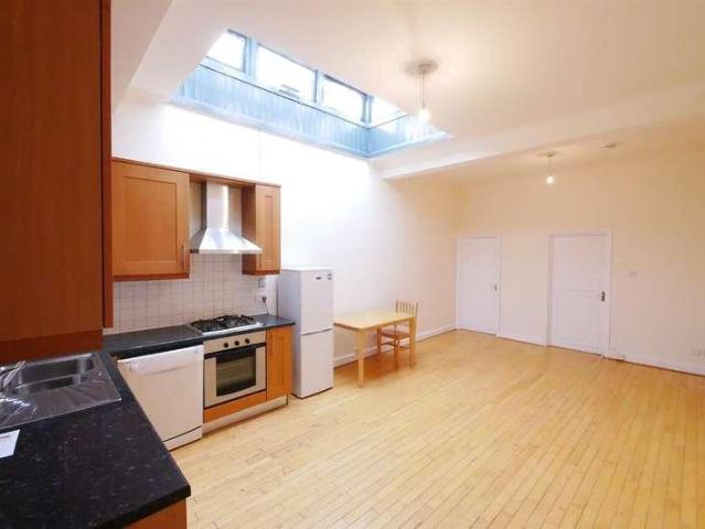 Apartment for rent in Palmers Green, Greater London