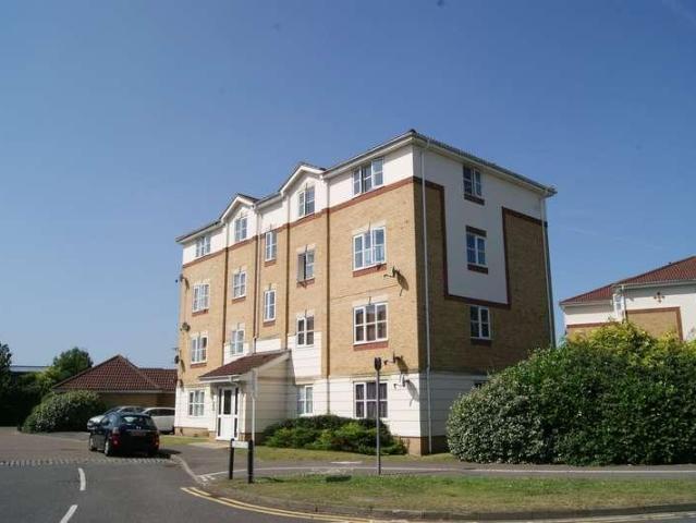 Apartment for rent in Slough