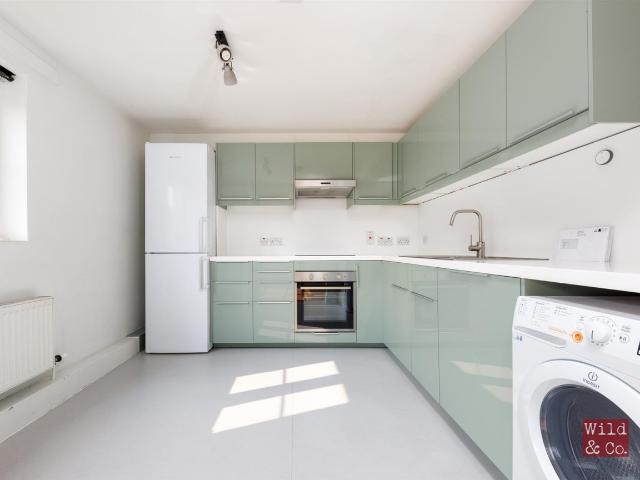Apartment for rent in Upper Clapton, Greater London