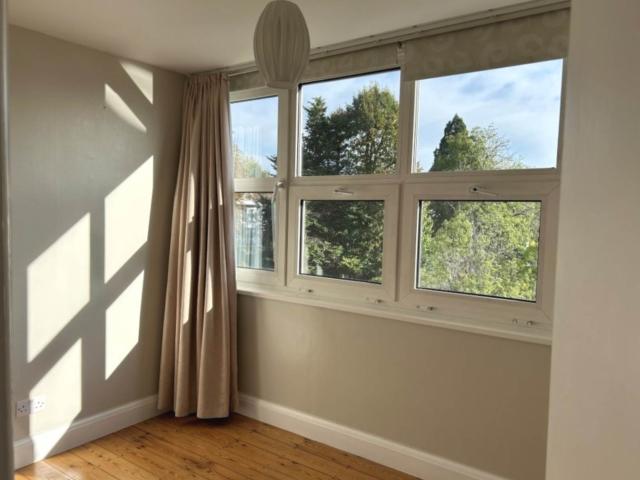 Apartment for rent in Woodside Park, Greater London