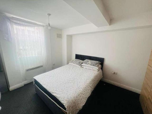 Apartment for rent in Slough