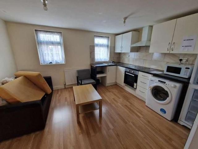 Apartment for rent in London Borough of Hounslow, Greater London