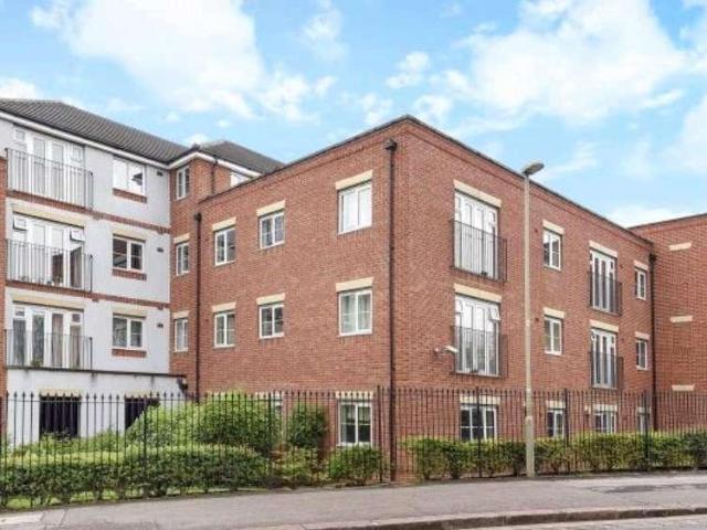 Apartment for rent in Berrick Salome, Oxfordshire