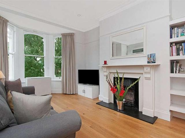 Apartment for rent in Clapham Junction, Greater London