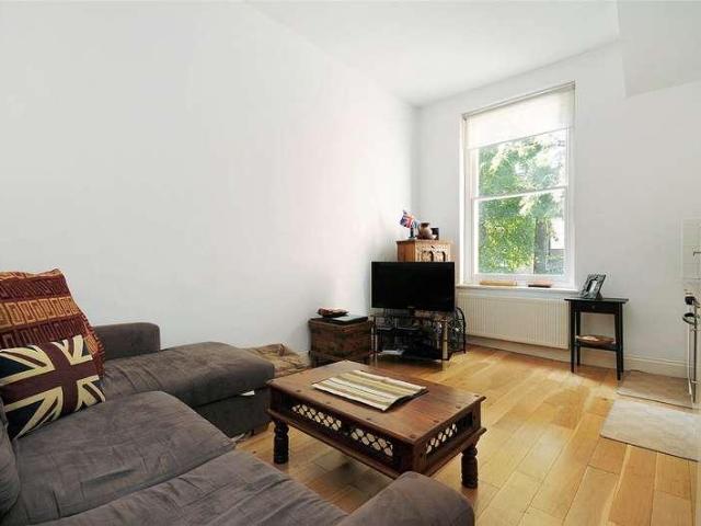 Apartment for rent in Shepherd's Bush, Greater London