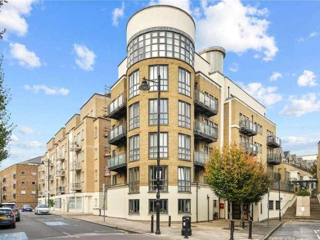 House for rent in Canary Wharf, Greater London