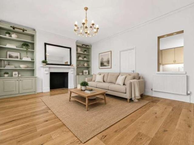 Apartment for rent in Covent Garden, Victoria