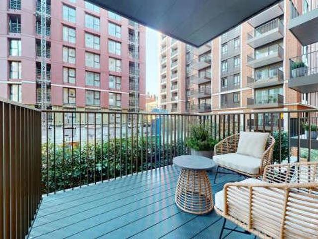 Apartment for rent in Bayswater, Greater London
