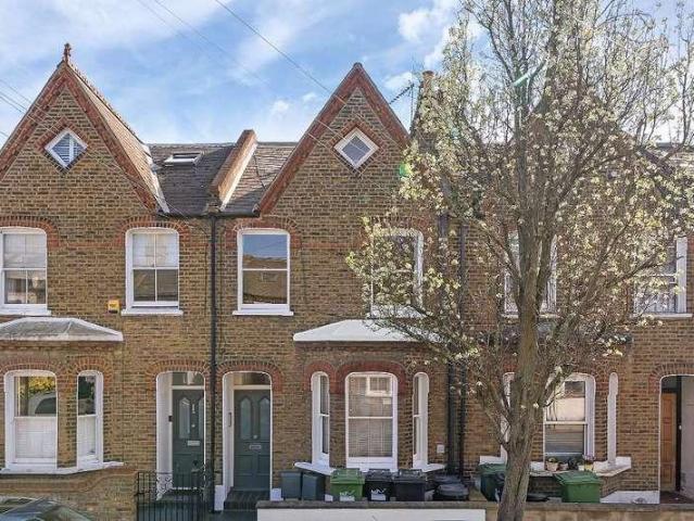Apartment for rent in Fulham, Greater London